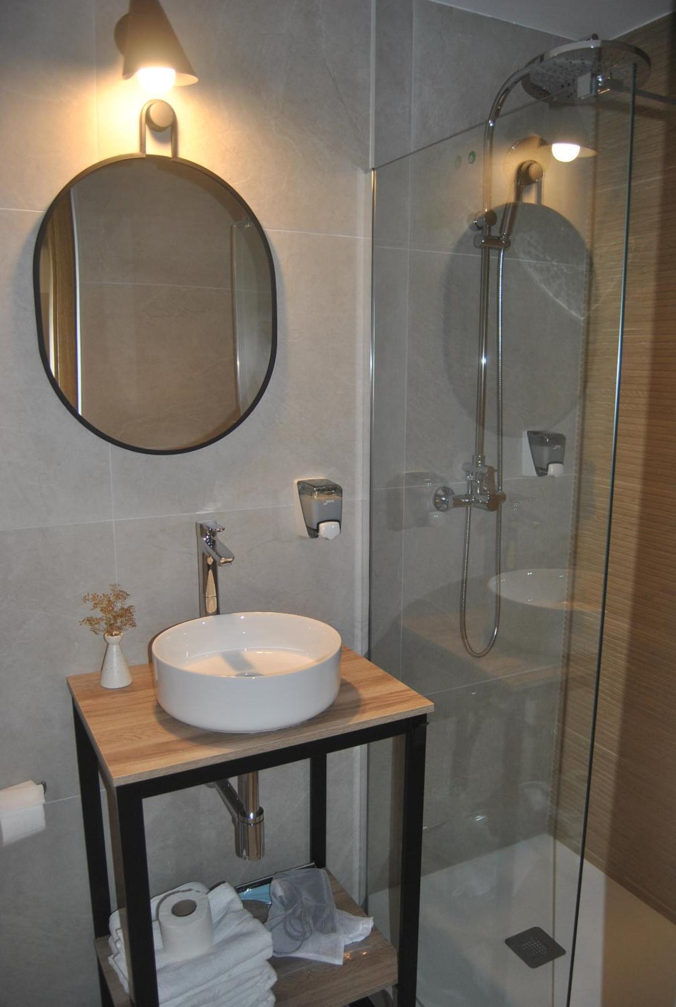 Zalle Oviedo Suites Exterior foto