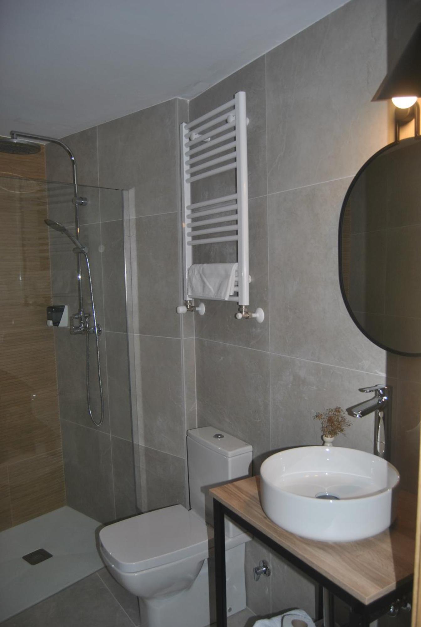 Zalle Oviedo Suites Exterior foto